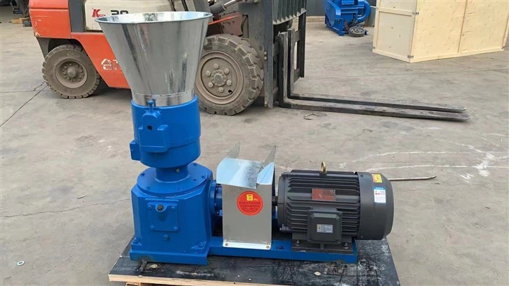 5 mm kichik fermada tovuq go'shtini tayyorlash mashinasi